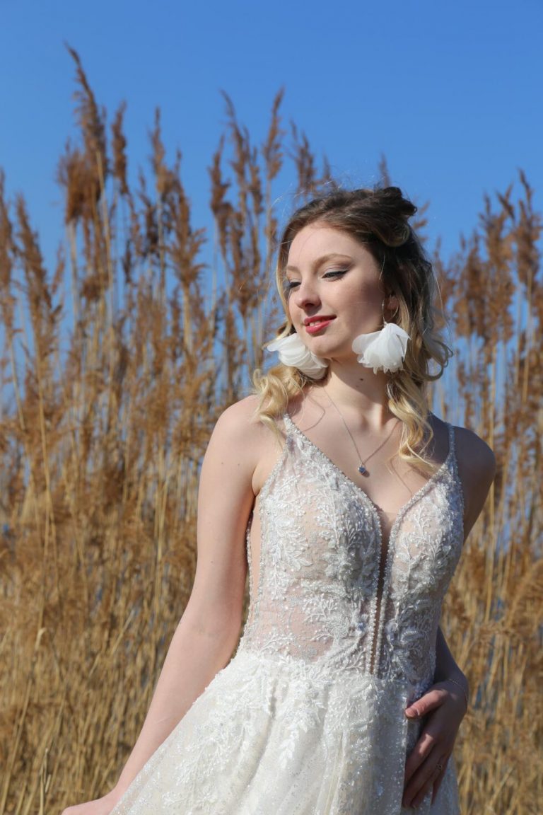brautmoden brautkleid klein